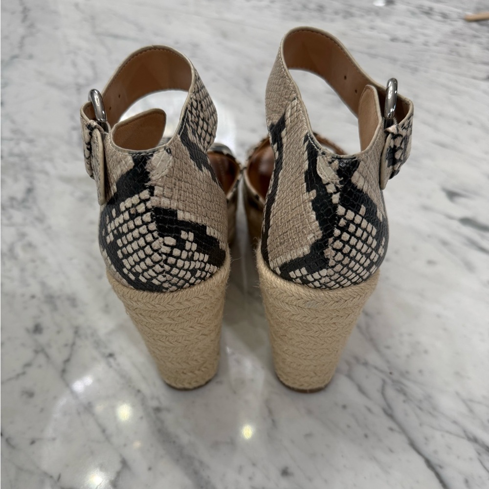 NEW Nine West Snakeskin Black and Cream Wedges Size 7 - Picture 4 of 5
